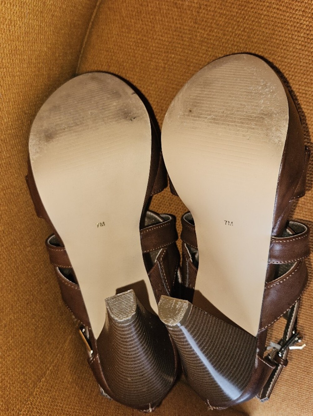 G BY GUESS Brown Women’s Strappy High Heel Sandals Sz 7M - Picture 9 of 10